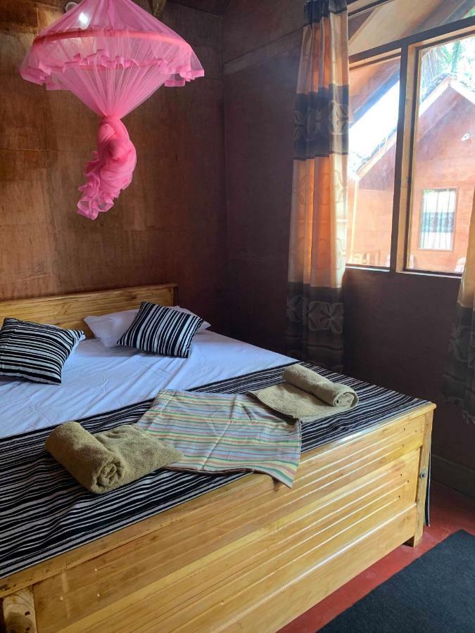 Blue Ocean Cabana Hotel Тринкомале Екстериор снимка